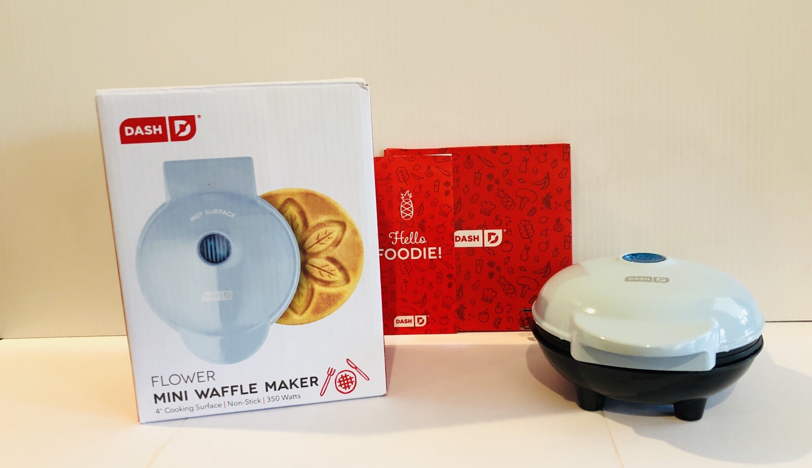 dash flower mini waffle maker