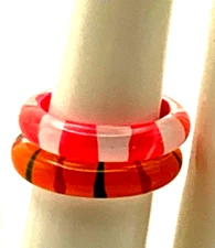 Lot of 2 Bright Orange & Pink Acrylic Summer/Beach Band Rings size 6