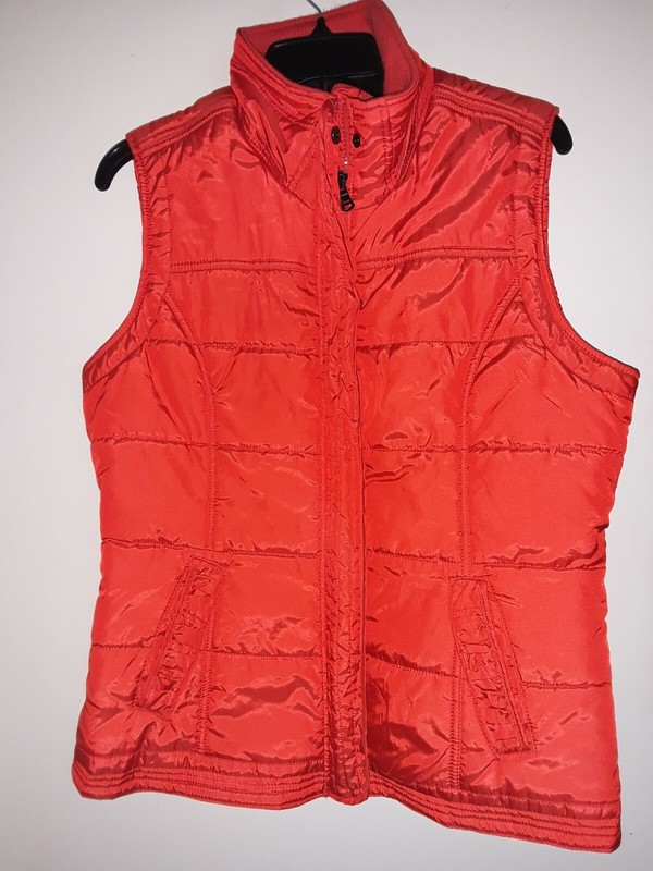 New York and Company Size Large Orange Puffer Vest 