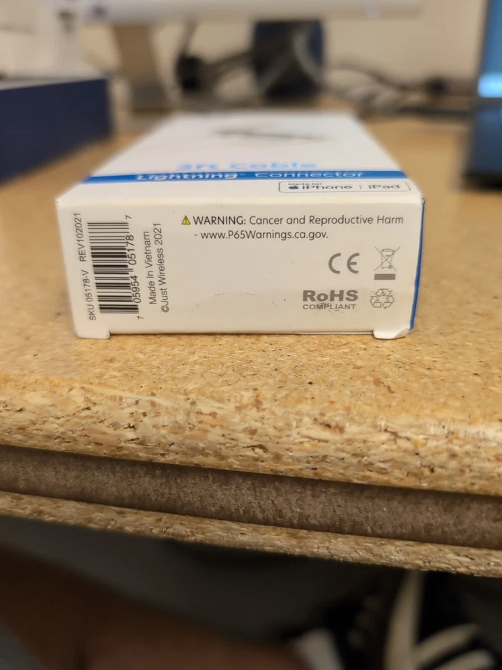 Just Wireless 3ft Charging Cable - In White - Image 3 of 3