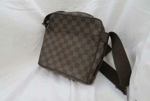 used louis vuitton messenger bag