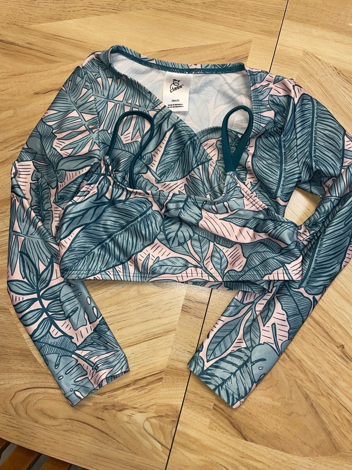 Traje de baño para niñas Art Class XS (4/5) top y protector contra erupciones estampado rosa y verde Foto 4 de 4