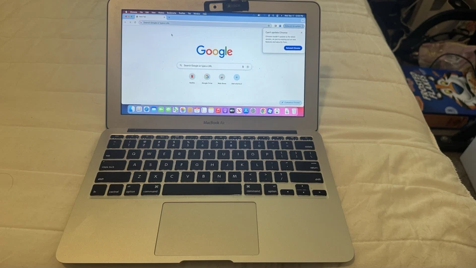 Apple MacBook Air 13-inch Early 2014 128GB, 4GB RAM, WiFi, A1466 I5 Silver - Image 2 of 3