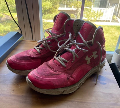 Rare Under Armour Spine Bionic Mens Size 13 Breast Cancer Think Pink 1238198-653