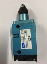 1PCS NEW FOR Mechanical valve 180001-115-0126