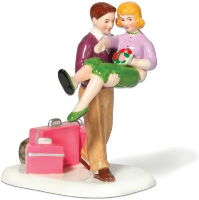 Dept 56 OVER THE THRESHOLD 799970 Snow Village Newlyweds DEPARTMENT D56 New