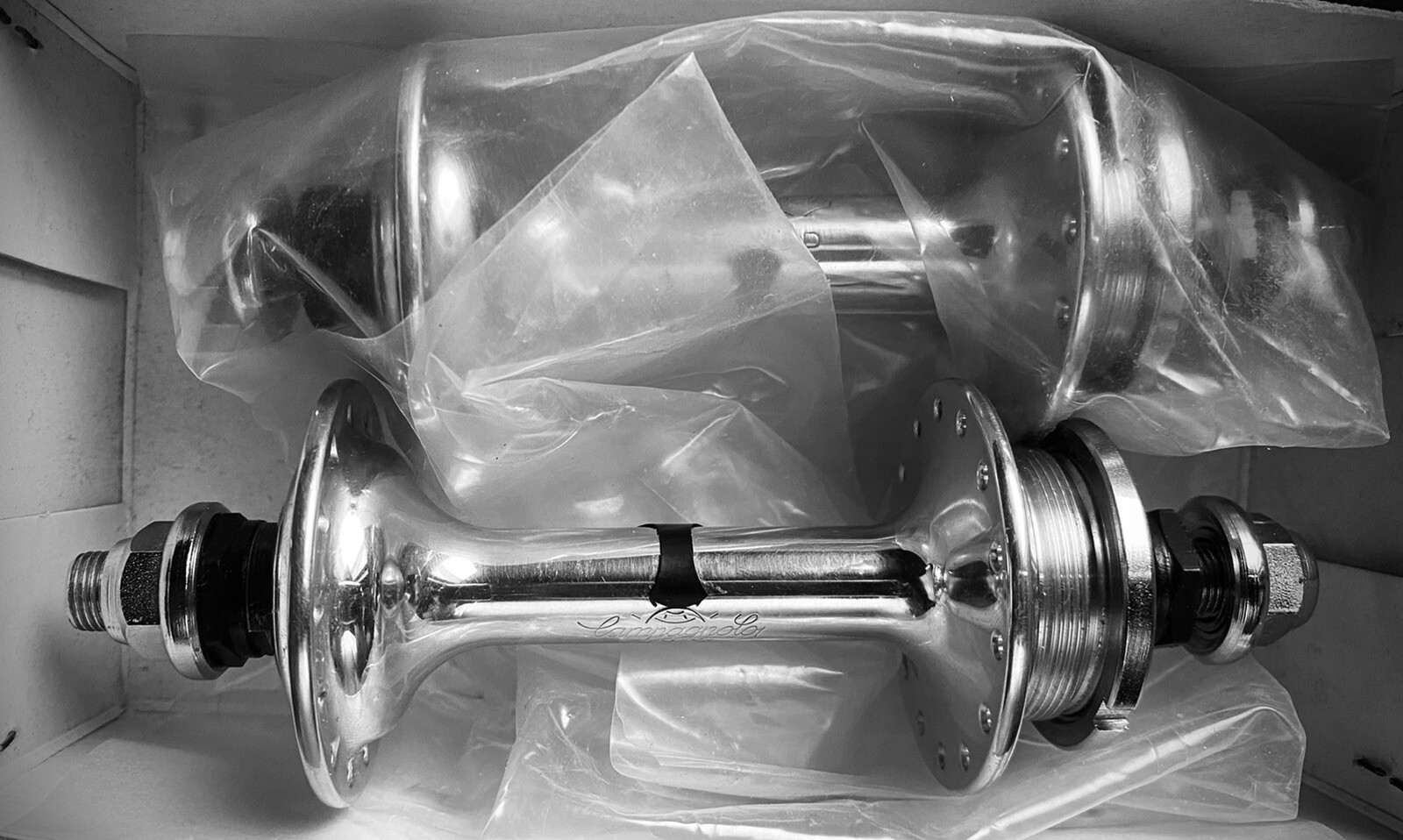 Campagnolo 120 Track Hub  Campy NOS Rare Wide space Flanges 28 Hole REAR only