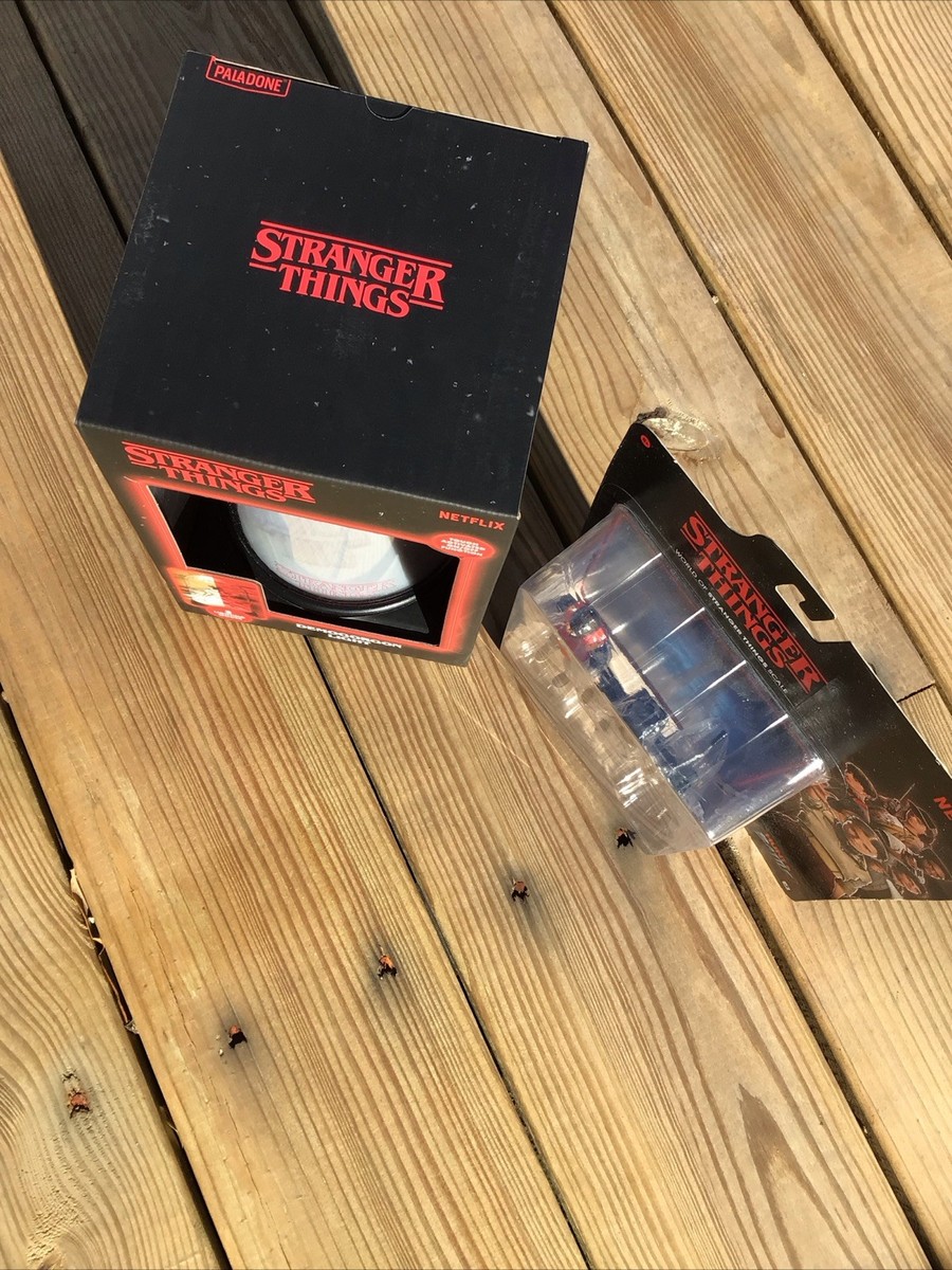 「デモゴルゴンな猫」 Stranger Things Demogorgon Collectible Light 7.9