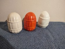 3 VTG/ANTIQUE/ART DECO GLASS/CERAMIC BARREL BIRD CAGE FEEDER/SEED/WATER CUP/BOWL