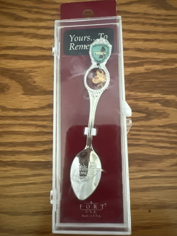Chattanooga Tennessee Dangle Souvenir Spoon