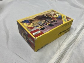 Lego Pirate Set 6251 Pirate Minifigures NEW IN SEALED BOX from 1990