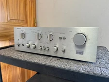 TECHNICS STEREO INTEGRATED AMPLIFIER  SU-V4 -NEEDS REPAIR