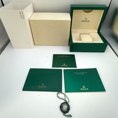Rolex Uhrenbox Datejust 39137.02 Booklet Kartenetui Manuel Tag Original
