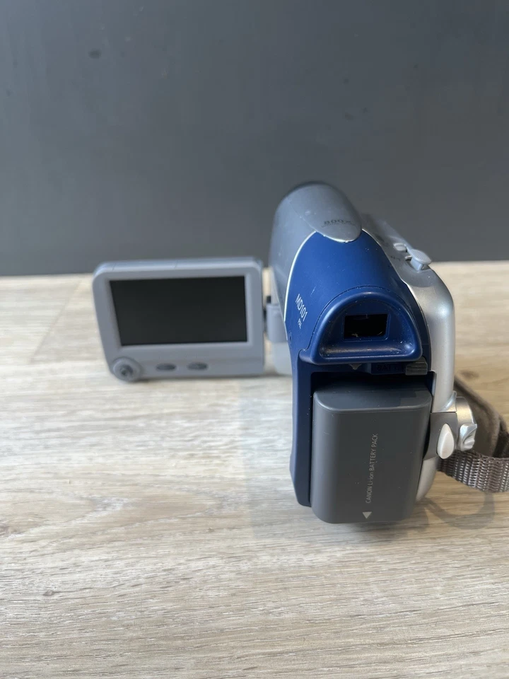 CANON MD101 Mini DV Digital Video Camcorder UNTESTED - Image 2 of 4