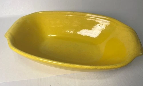 Vintage Bauer Monterey 9-in Serving Bowl Yellow