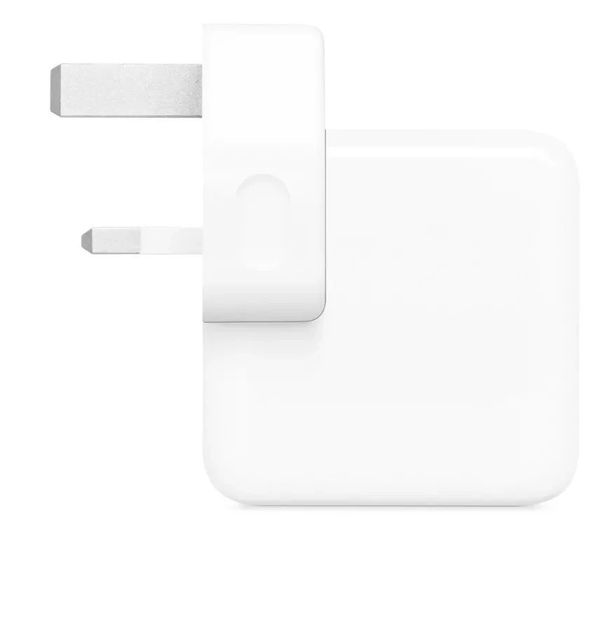 Genuine Apple 30W USB-C MacBook/iPhone/iPad Pro UK Wall Charger Power Adapter - Image 2 of 4