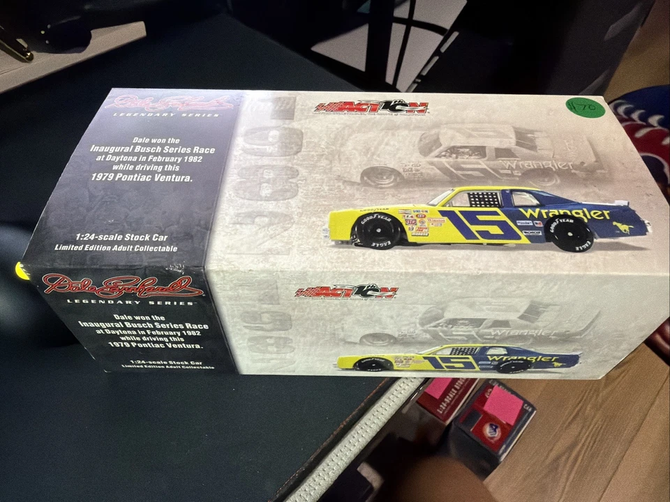 2002 Action 1:24 Dale Earnhardt#15 Wrangler 1979 Pontiac Ventura Daytona 1982 G7 - Image 3 of 4
