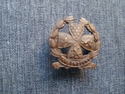 #021 - INNS OF COURT VOLUNTEER RESERVE CORPS WW1 V.T.C. CAP BADGE