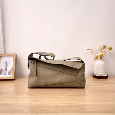 LOEWE Puzzle Hobo Leather Zipper thistle green Shoulder Hand Bag