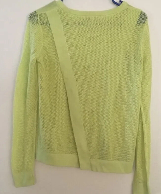 T- Shirt Cabi | 199 Split Back Pullover Lemon Lim… - image 4