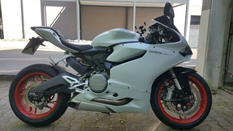 DUCATI PANIGALE 899 V2 2015 36000KM,TÜV 04/26,KEINE BEKANNTEN MÄNGEL,UNFALLFREI - Bild 2 von 4