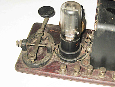 c 1925 RADIO TELEGRAPH KEY Transmitter w/4 Prong  RADIO Tube / Variable Tuner