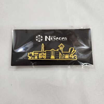 Quackity End of Las Nevadas Pin MINECRAFT Planet Duck Gold Black