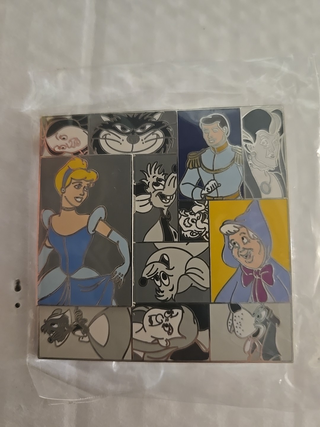 DSSH DSF Cinderella Character Block LE Pin - Gus Jaq Suzy Lucifer