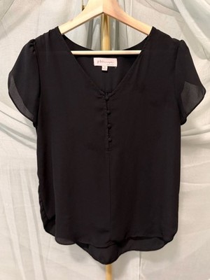 Philosophy Sheer Short-Sleeve Black V-Neck Button Blouse