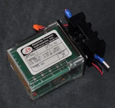 Absolute Process Instruments INC. 4440 G Wide Ranging Isolator, Power 115 VAC