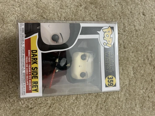 Funko Pop! Dark Side Rey 359- Star Wars With Protector