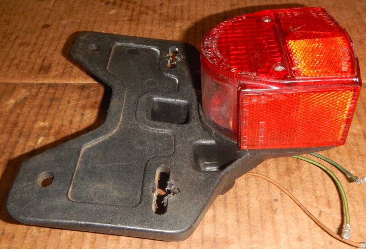 Honda Express NC50 1977-1983 Tail light & plate holder 33700-147
