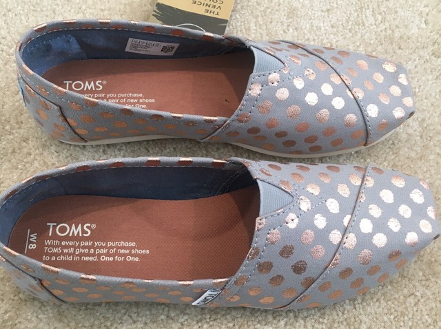 rose gold polka dot toms