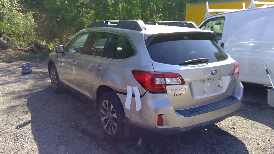 2015 Subaru Outback Roof Rack Rails - Image 4 of 4