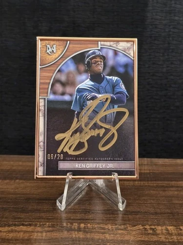 Topps Museum Ken Griffey Jr. Framed On Card Auto /20. Seattle Mariners. Mint.
