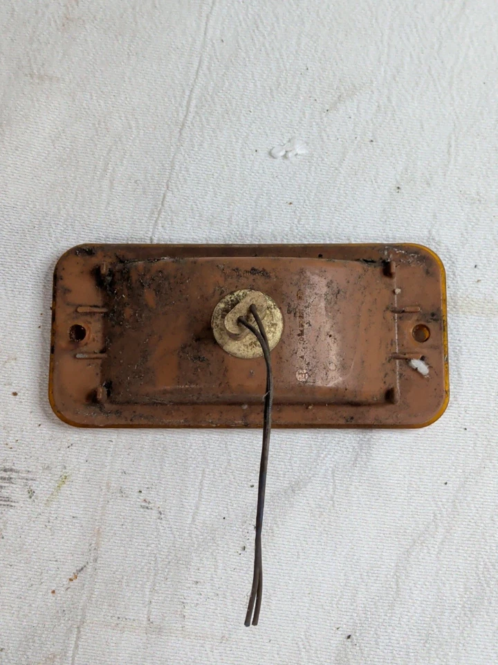 1968-1984 Chevrolet GMC Truck G10 G20 G30 Van Front Amber Side Marker Right  - Image 3 of 3