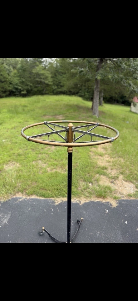 Perchero colgante redondo ajustable de la década de 1890 para ropa entrada Unión Victoriana Foto 2 de 3