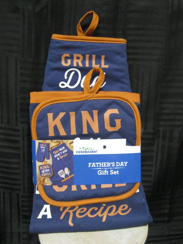 King of the Grill BBQ Grill 3 Pc Gift Set for Men Father's Day Gift