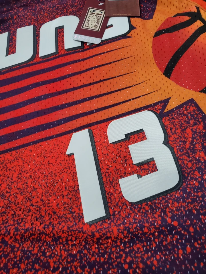 NUEVA CAMISETA STEVE NASH Mitchell & Ness 1996-97 dorada M-XL $135 SUNS Mavs Swingman Foto 3 de 4