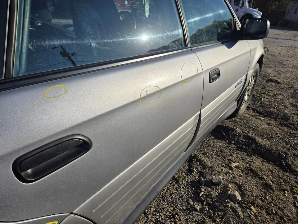 00 01 02 03 04 SUBARU LEGACY Fender Right Foto 4 de 4