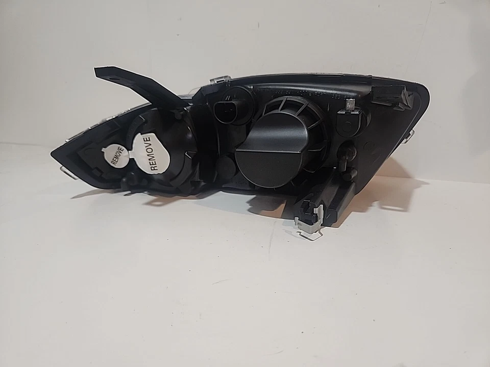 GM Headlight Assembly 22707274 - Image 2 of 3