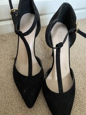 carvela lovlier courts