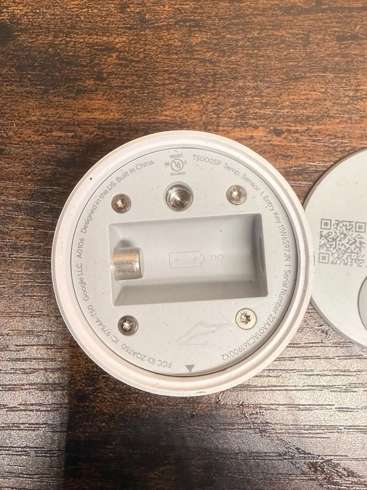 🌟Lot of THREE - Google Nest Temperature Sensor White, Model A0106 T5000SF 🌟 - Image 3 of 4