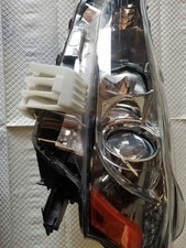 Driver Headlight Prius V Vin Eu 7th And 8th Digit Fits 15-18 Prius Oem
