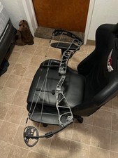 compound bow right hand