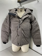 Canada Goose Mens Wyndham Crinkle Cotton Park...