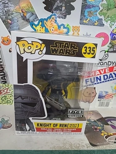 Funko Pop! Star Wars Knight Of Ren (Heavy Blade) #335 (FYE Exc) Vinyl Figure