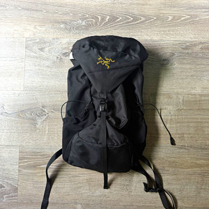 Arc`teryx Mantis 20 | eBay