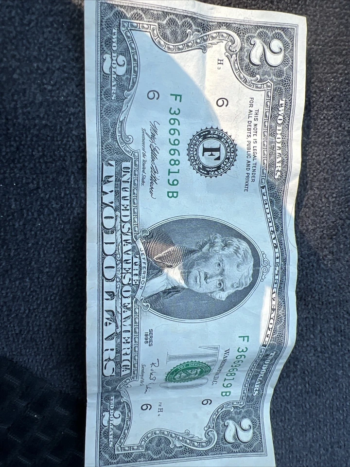 $2 Uncirculated Two Dollar Bill Series 1995 Atlanta F/A Block Uncirculated - Image 2 of 2