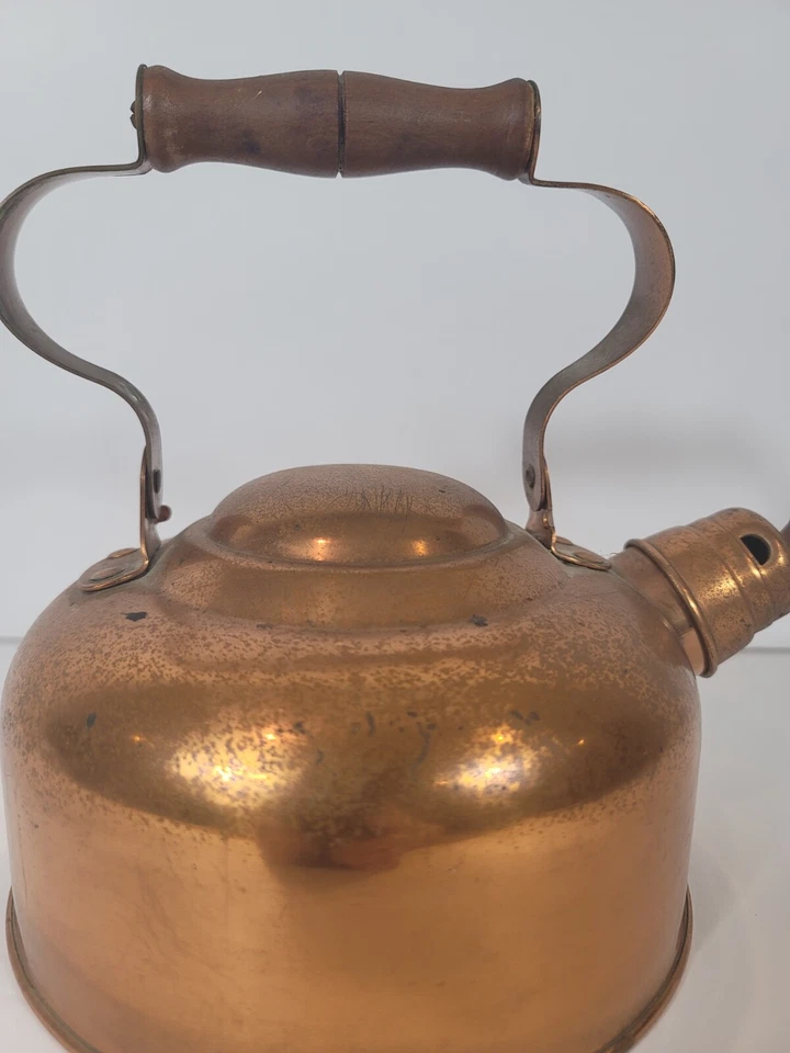 Tetera de cobre con mango de madera para tetera de ODI Portugal Foto 3 de 4